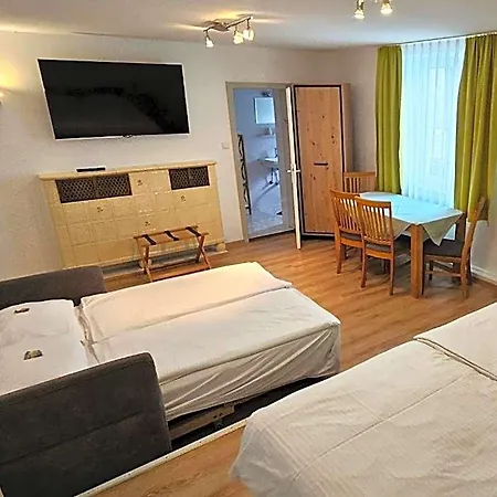 Hirsch Hotel 3*